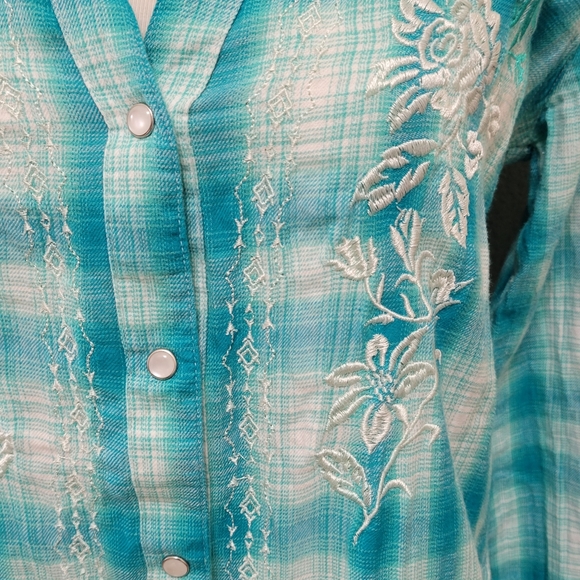 Panhandle plaid embroidery button down western shirt Small - Picture 4 of 13